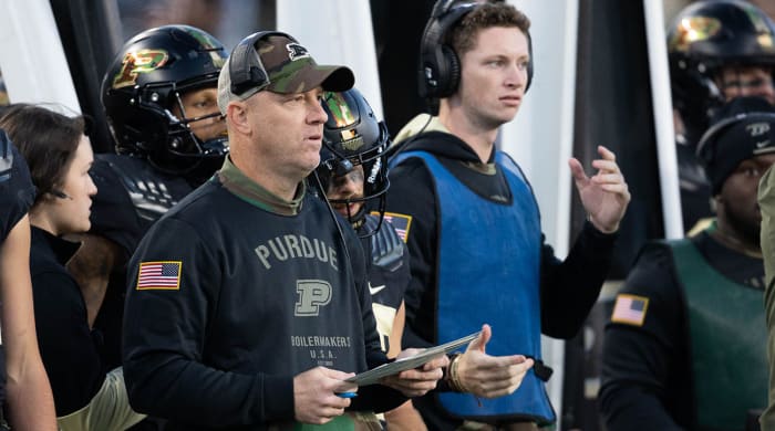 1-1-1-jeff-brohm-dash